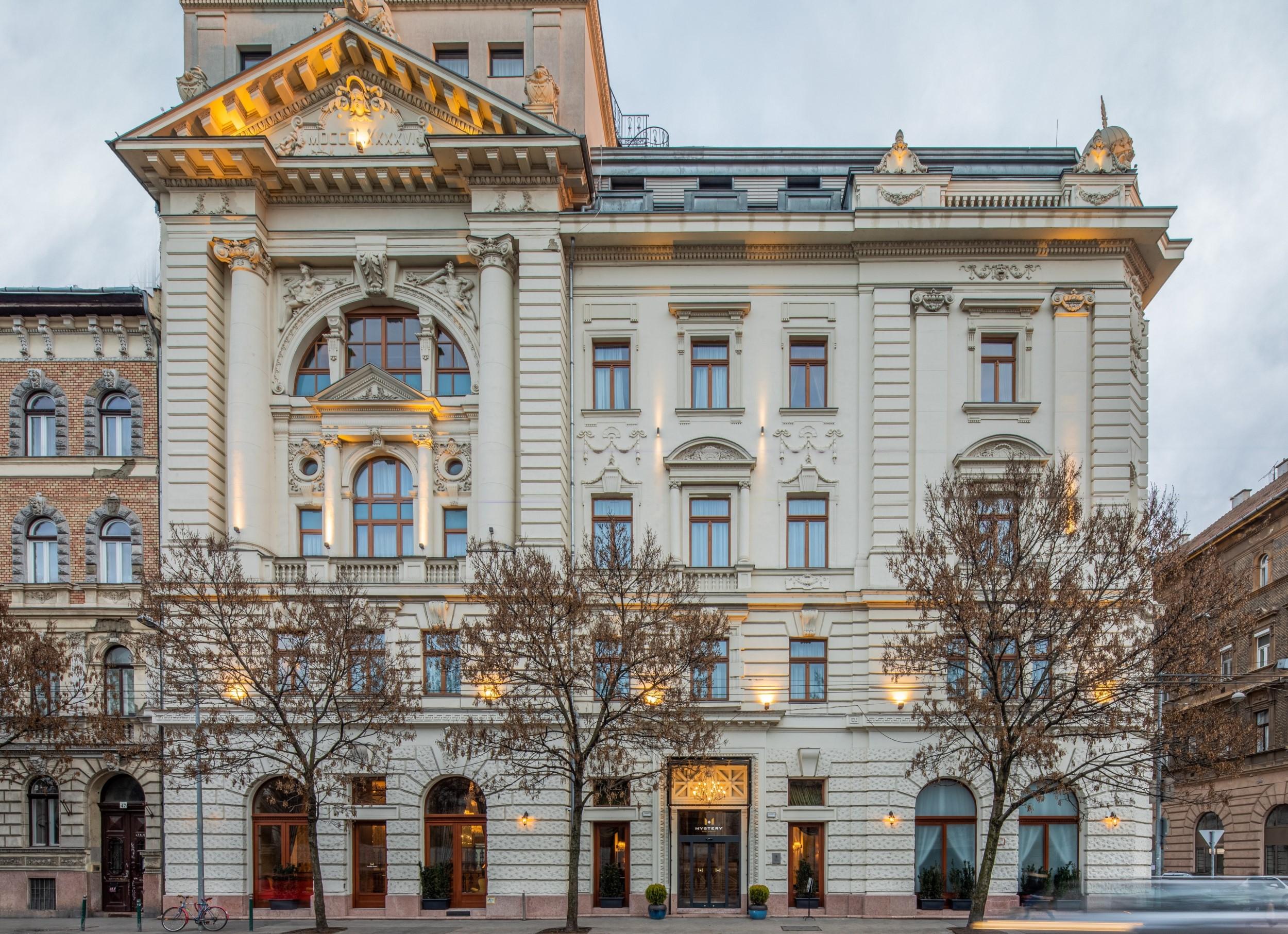 Mystery Hotel Budapesta Exterior foto